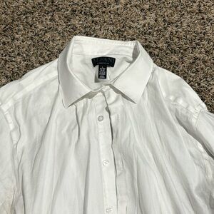 White dress shirt